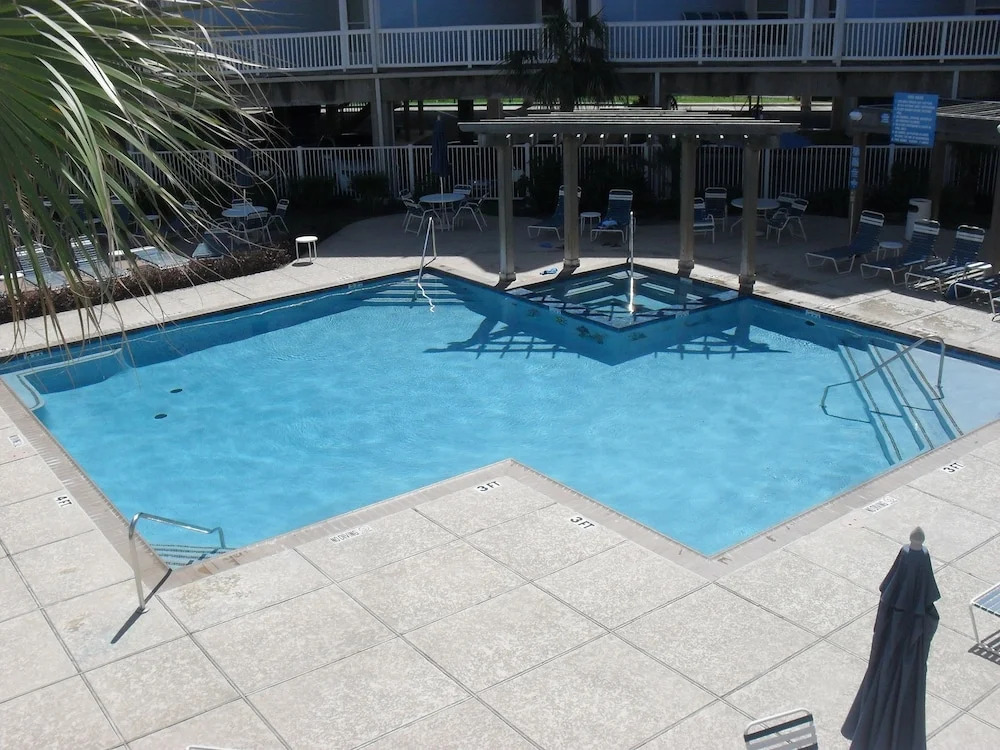 Seascape 2107 1 Bedroom Condo by RedAwning