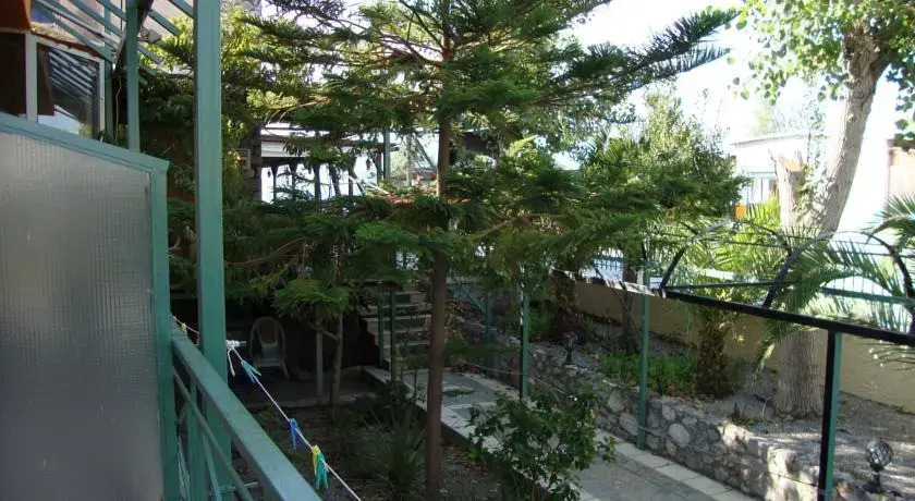 Demestihas Studios