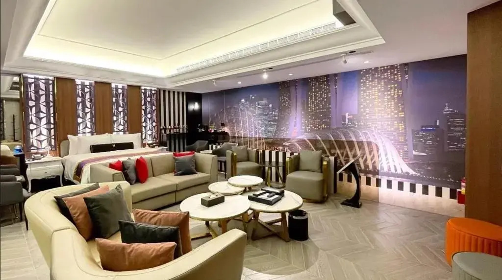 H Motel璽悅國際精品旅館