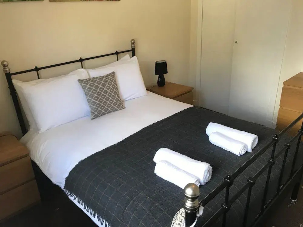 Crags View Apartment