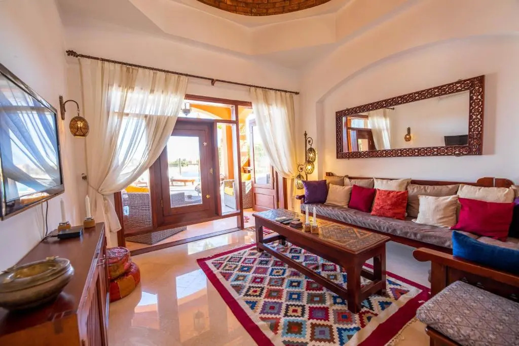 Charming Lagoon Villa with pool Egyptian Style -Sabina 117