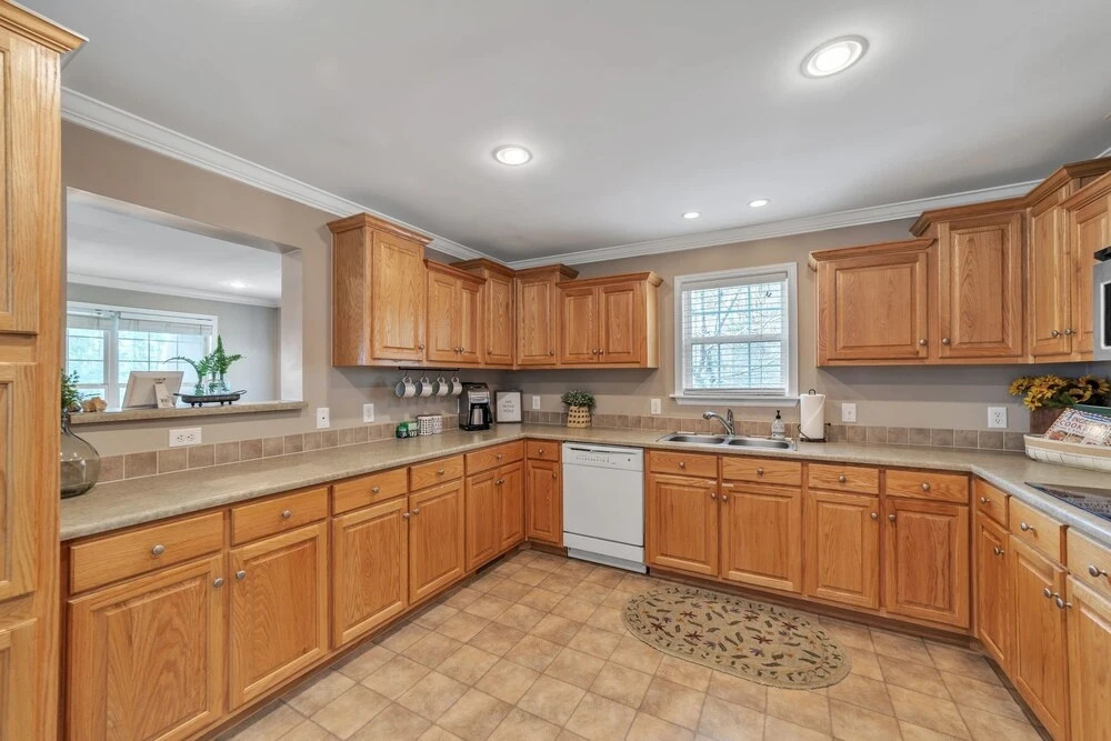 -mountain Views-great Location-near Dupont And Pisgah Forest 3 Bedroom Home by Sunscape Property Management
