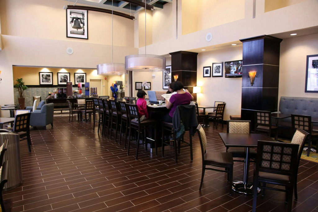 Hampton Inn & Suites Carlsbad