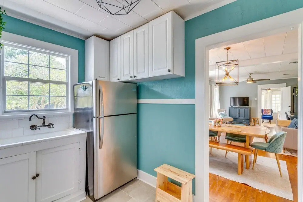 Deck & Grill: Downtown Pensacola Vacation Rental