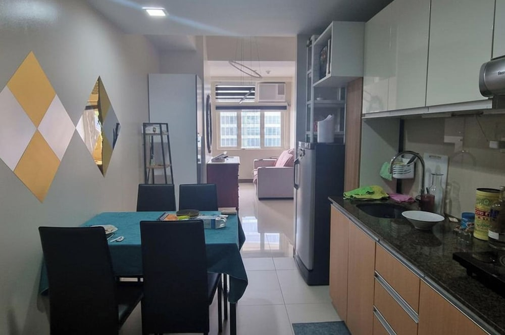 Dusit Thani Like San Antonio Makati 1 Bedroom