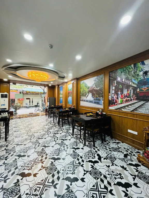 Hanoi Holiday Diamond Hotel