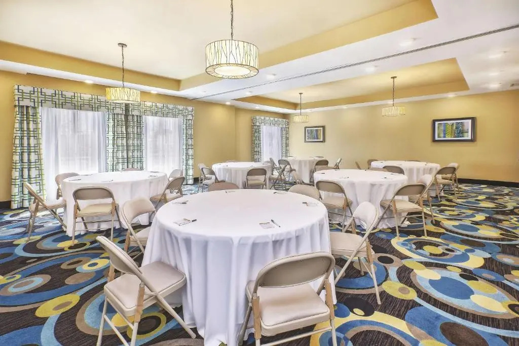 La Quinta by Wyndham Niagara Falls