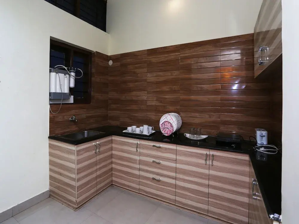 OYO 9263 Home Breezy 2 BHK Stuart Hill