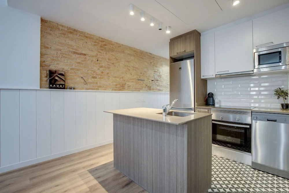 LucasLand Apartments Barcelona