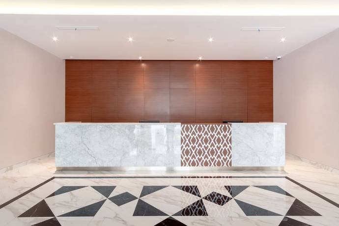 Travel Hub Hotel Kualanamu Airport