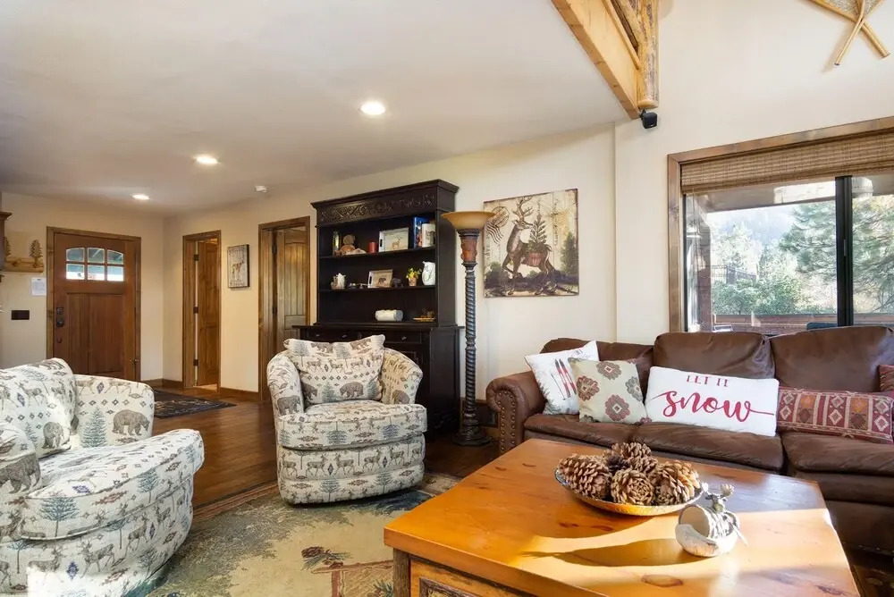 Luxury Lodge-1888 by Big Bear Vacations