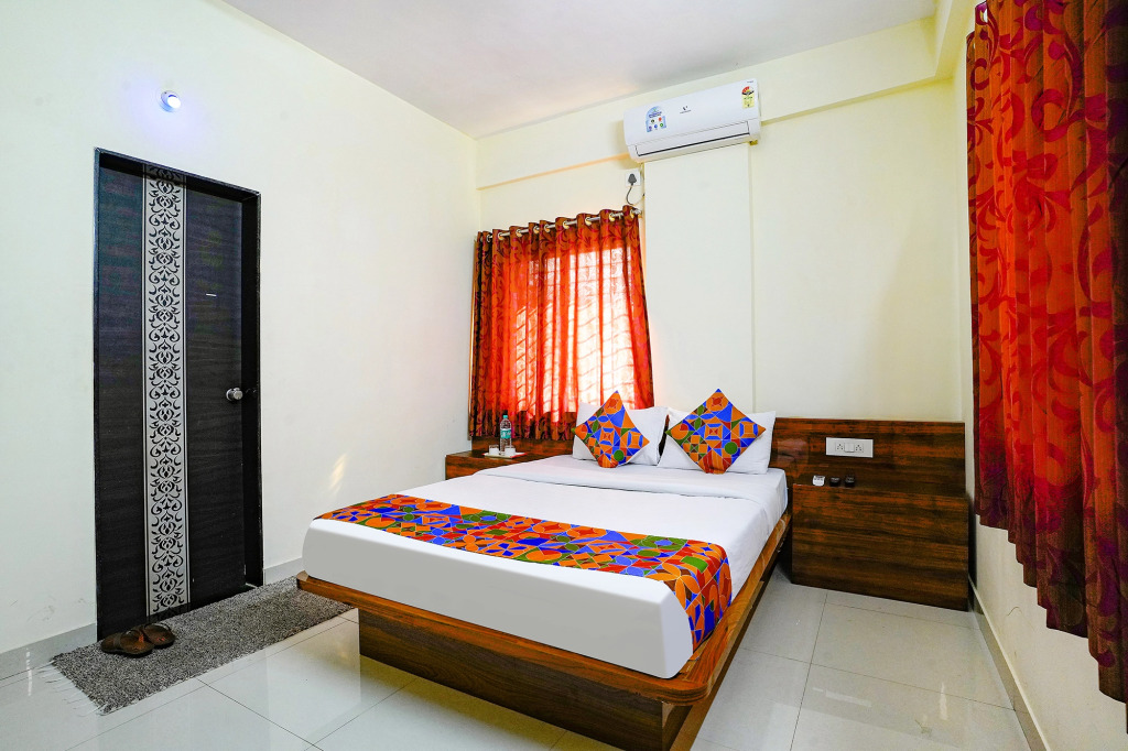 FabHotel Himalay