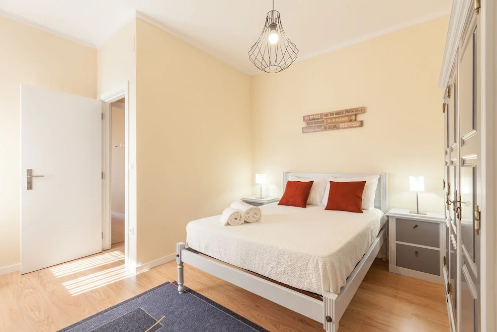 Feel at Home - Private Parking