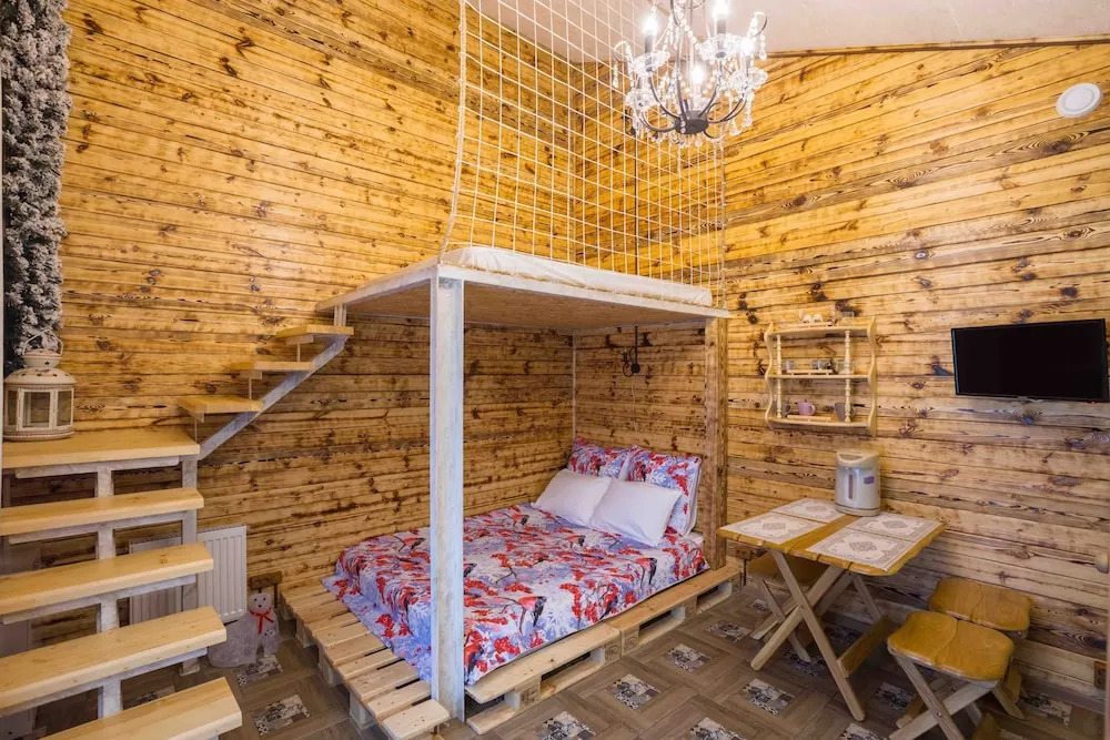 Hotel Tsvetochnaya 24