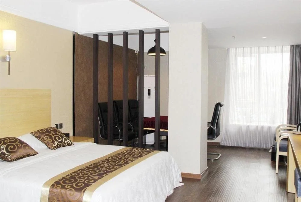 Xinyi Hotel