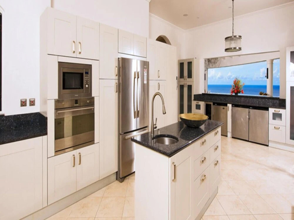 Sunny Vacation Villa 28
