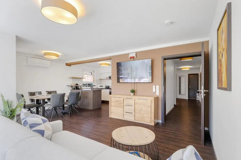 Apartments Deluxe