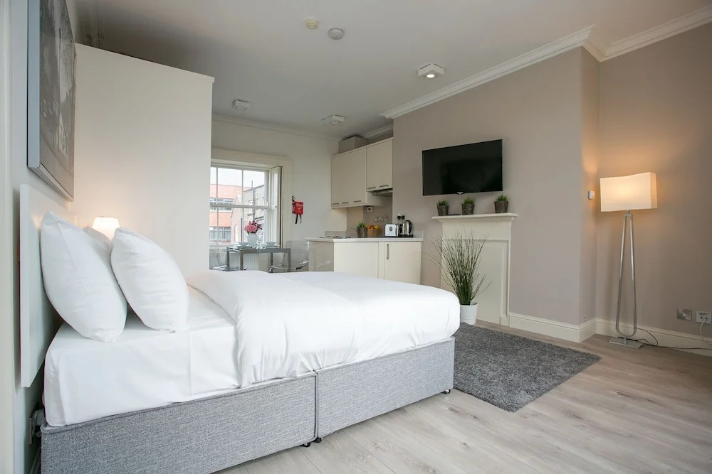 St. Stephen's Green Apartments