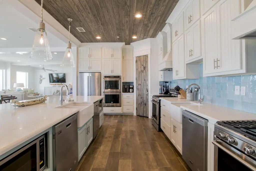 "The Pearl" Gulf Front Wprvt Heated Pool, 12 Bdrm 125Bath "Alvacationrentals"