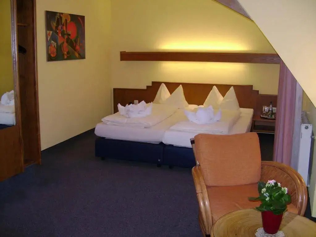 Hotel & Restaurant Hessischer Hof