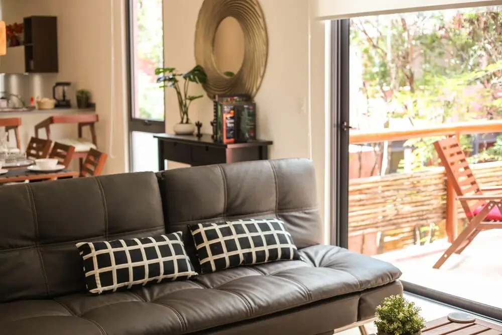 Lavish 1 BR Condo for 2 people with private terrace by Happy Address