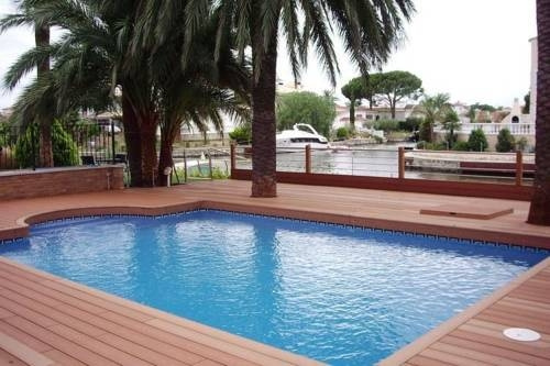 Apart-rent Villa Pani 0145 con piscina y amarre