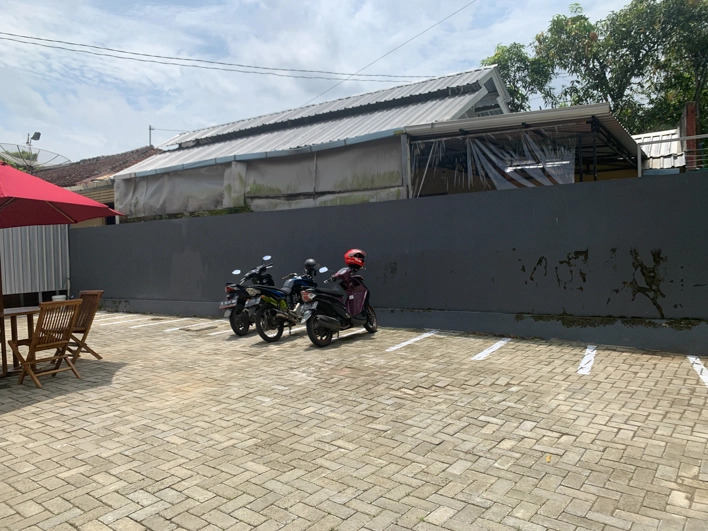 RedDoorz near Alun Alun Purbalingga