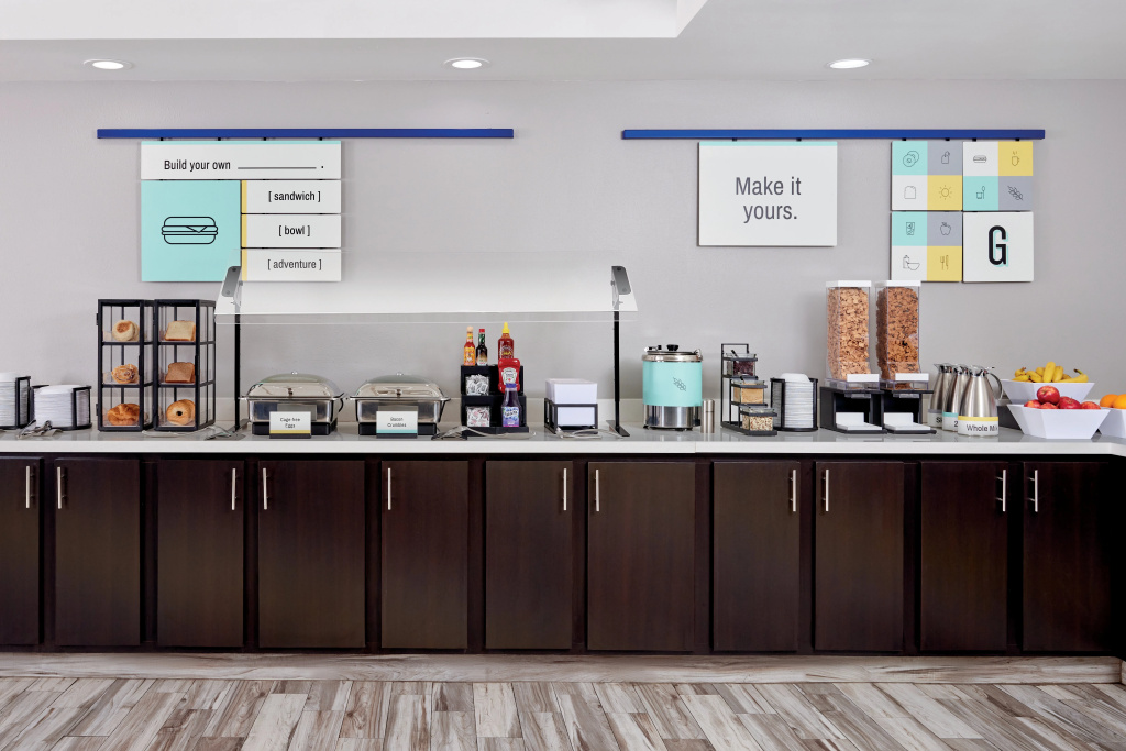 Garner Hotel Mazatlan Beach by IHG