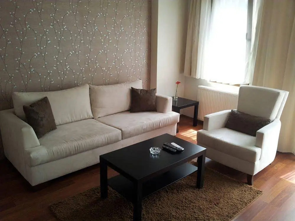 Elma Suites