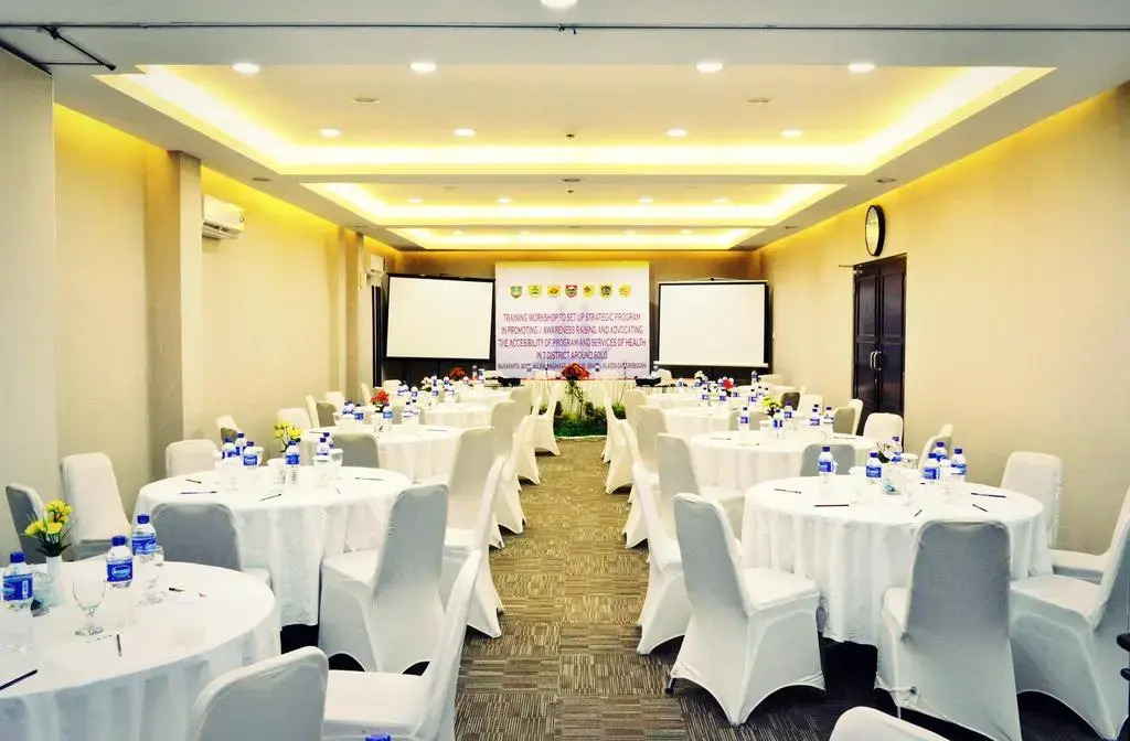 Lampion Hotel Solo