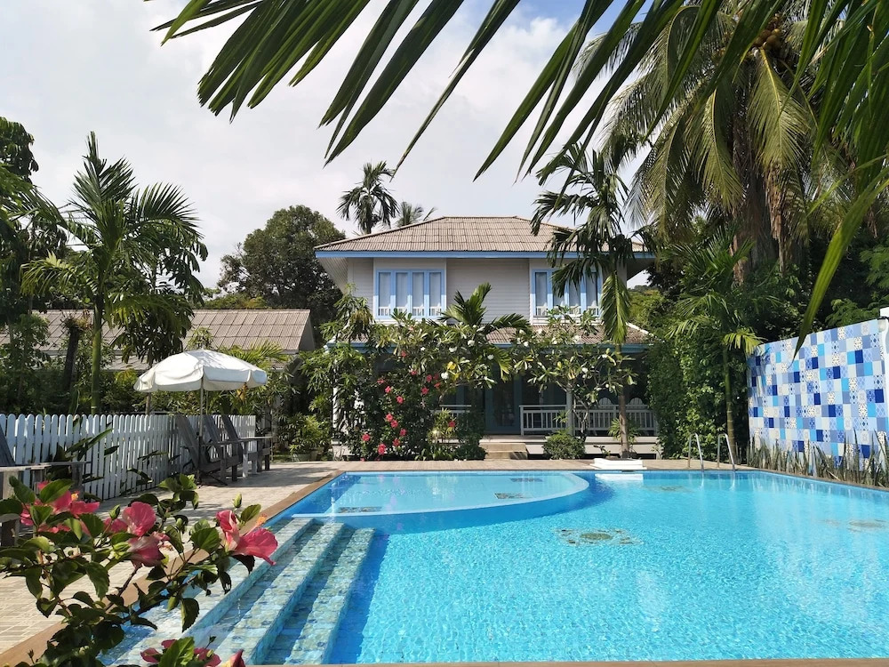 Baan Takarkard