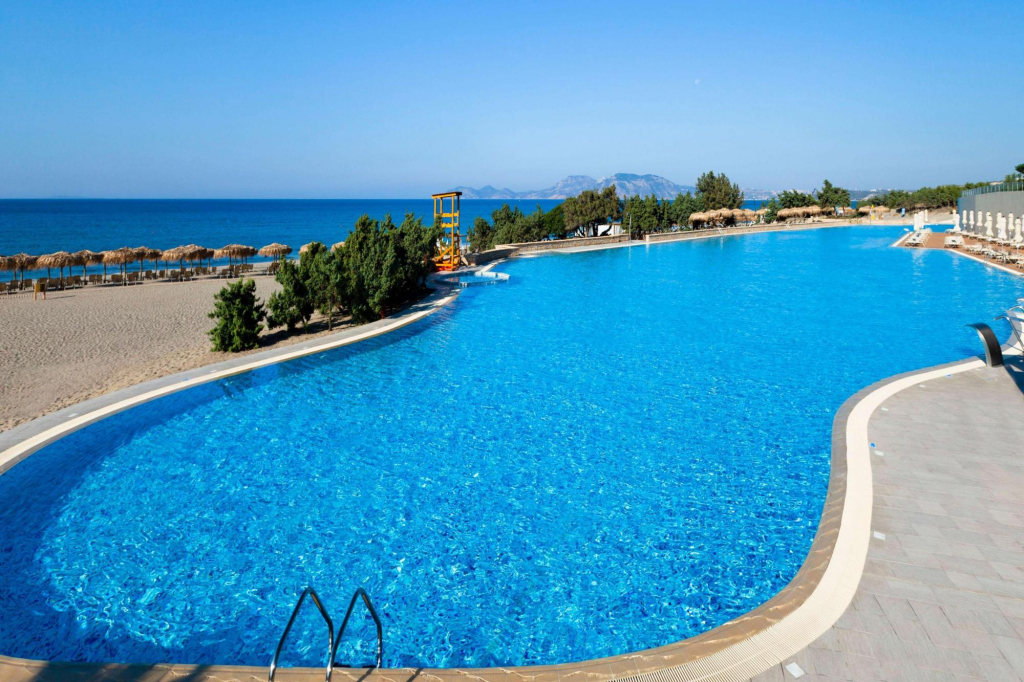 Отель Blue Lagoon Village