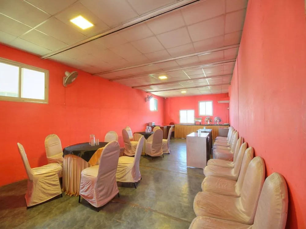 OYO 1531 Vels Grand Inn Hotel