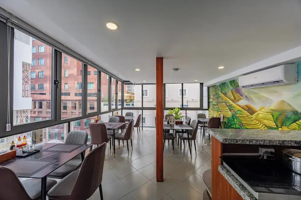 A25 Hotel - 14 Hồ Huấn Nghiệp