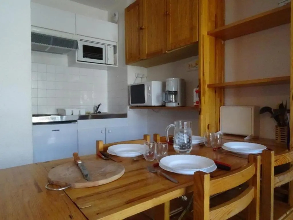 Appartement Arette, 1 pièce, 4 personnes - FR-1-602-21