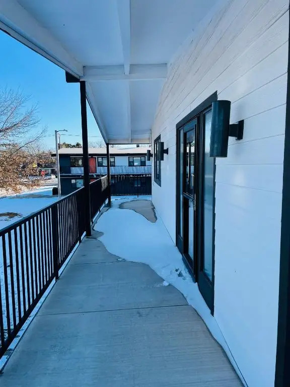 Sandstone Ridge Apartments Remodeled 6 Bedroom 4 Bath
