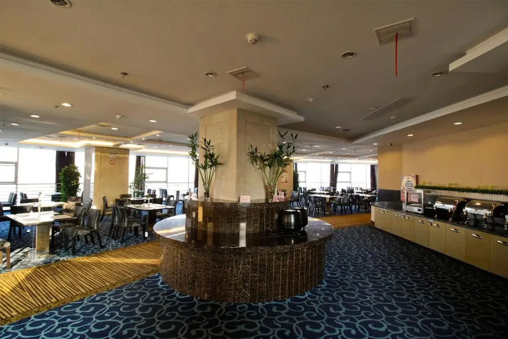 GreenTree Huainan Tianjiaan Square Guangchang road Hotel