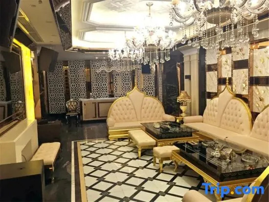 Zhonghe Hotel