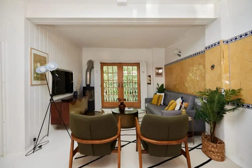 The Hampstead Wonder Spacious 4bdr House With Balcony