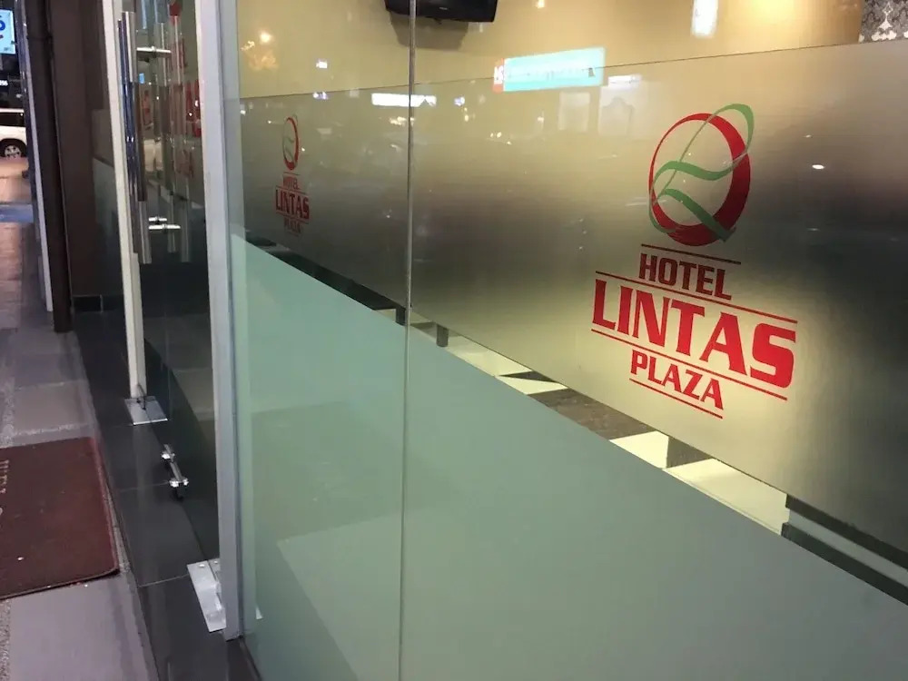 Lintas Plaza Hotel