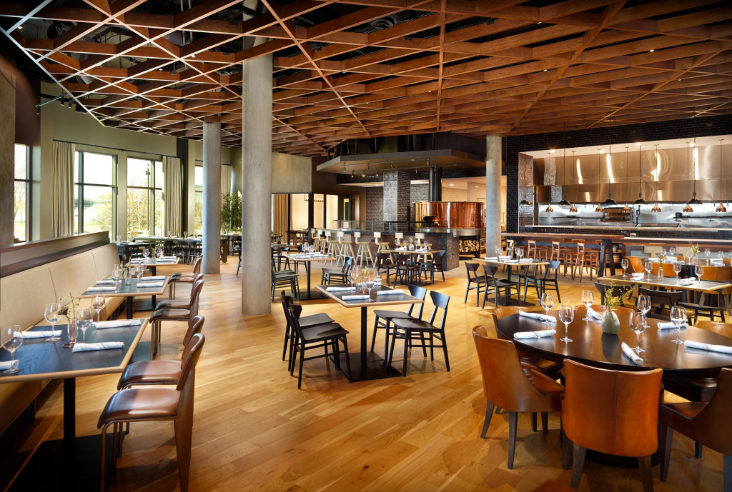 Omni Viking Lakes
