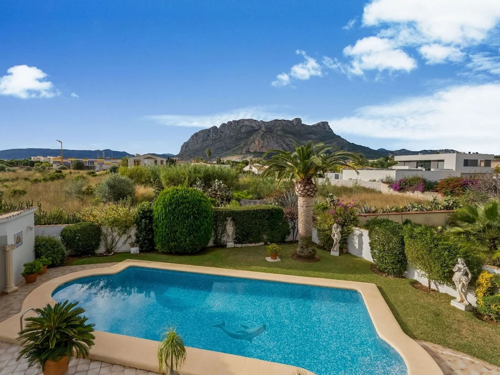 Enchanting Villa in El Verger With Swimming Pool