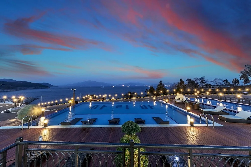 Aria Pension Resort