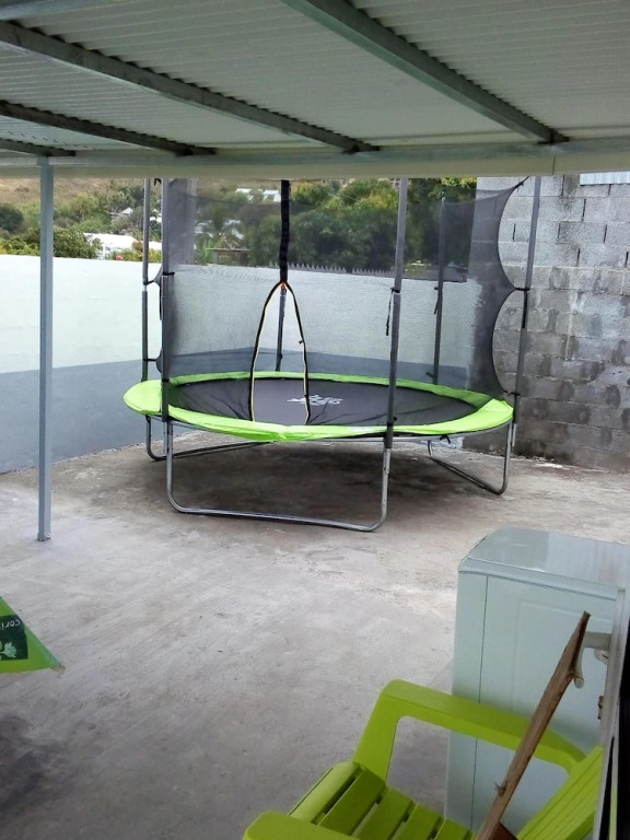 House With 2 Bedrooms in Saint-gilles les Bains, With Enclosed Garden