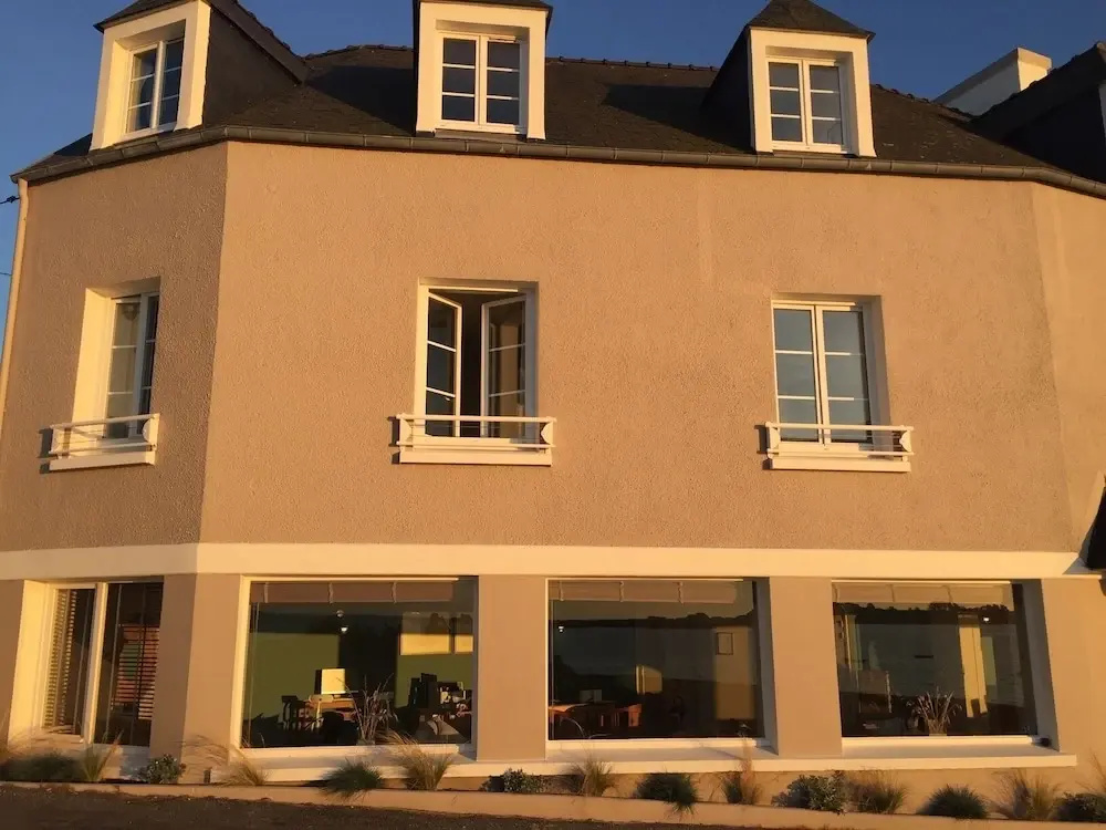 Hôtel La Baie des Anges, son SPA marin & sa piscine couverte