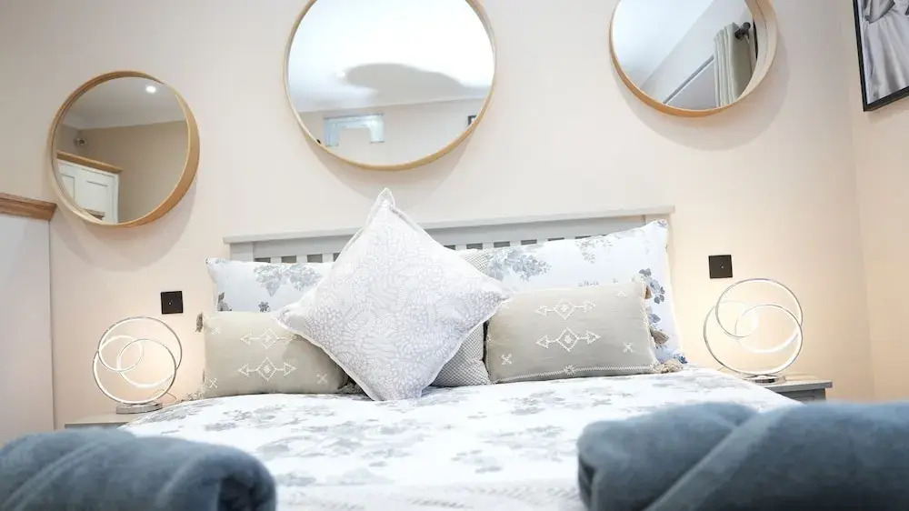 Charming London House - Sleeps 4 & Outdoor Space