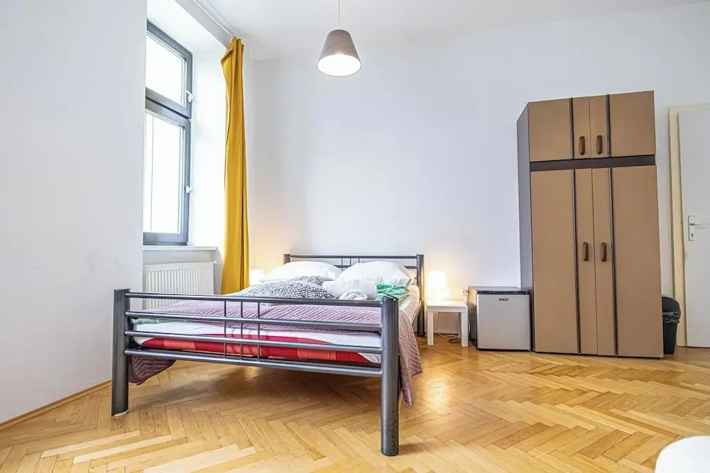 Cozy Room Near U6 Dresdner Subway Line