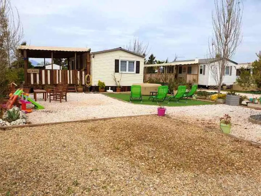 Bungalow With 2 Bedrooms in Hyères , With Furnished Garden - 1 km From the Beach