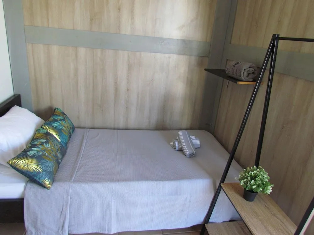 Tigaki Mall Hostel