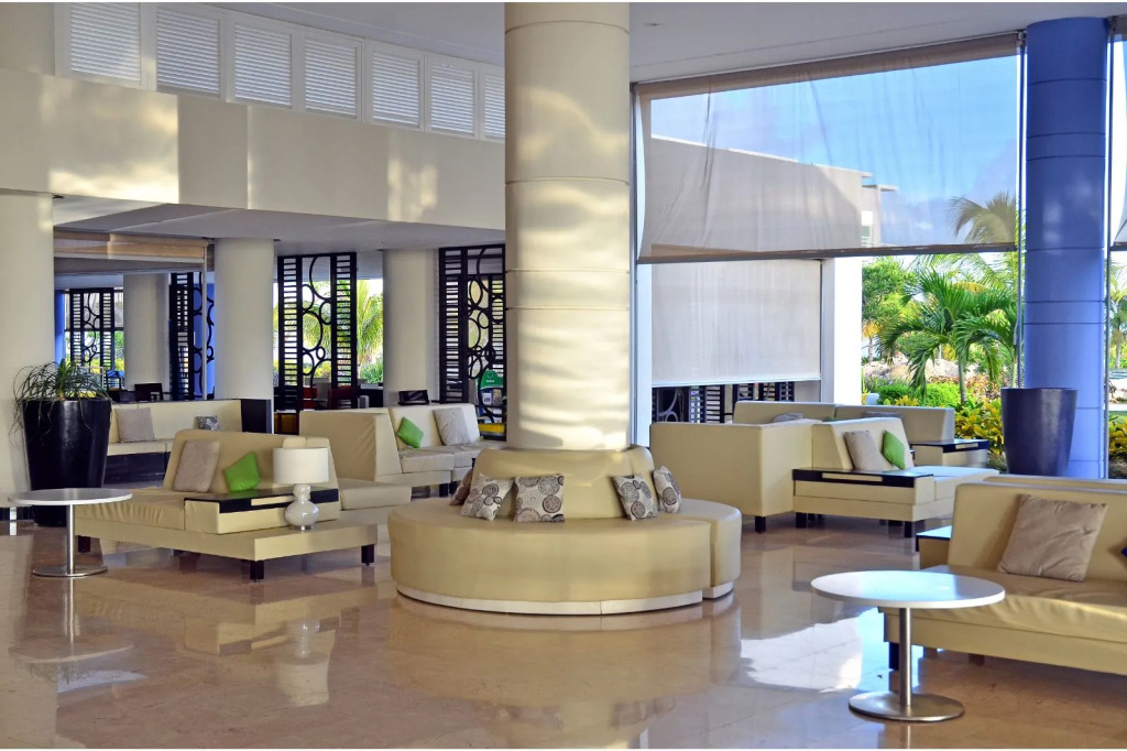 Grand Aston Cayo Las Brujas Beach Resort & Spa